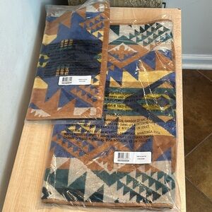 Pendleton Journey West Bright Set - Cotton Hand Towel & Washcloth